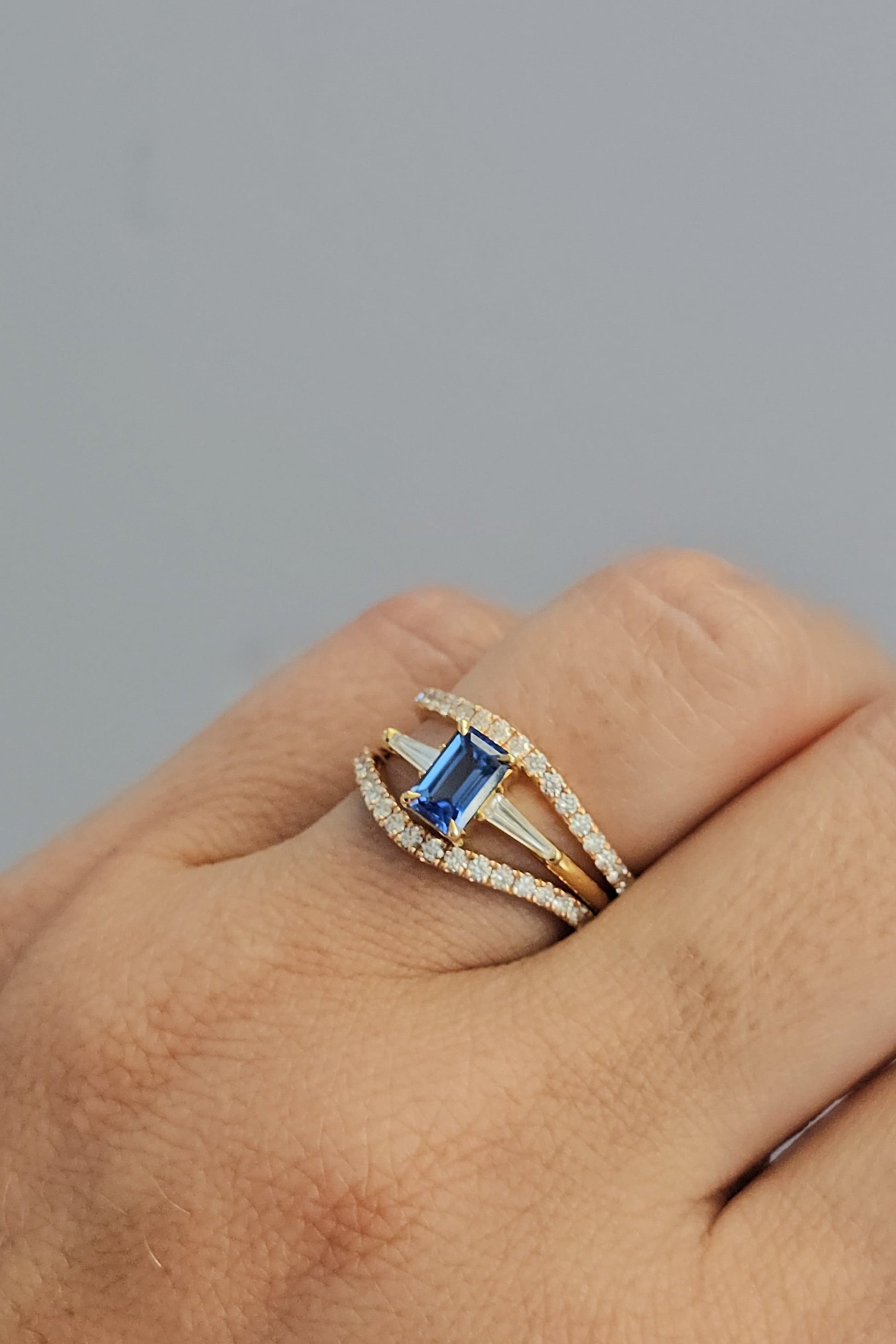 high-curve-diamond-set-band