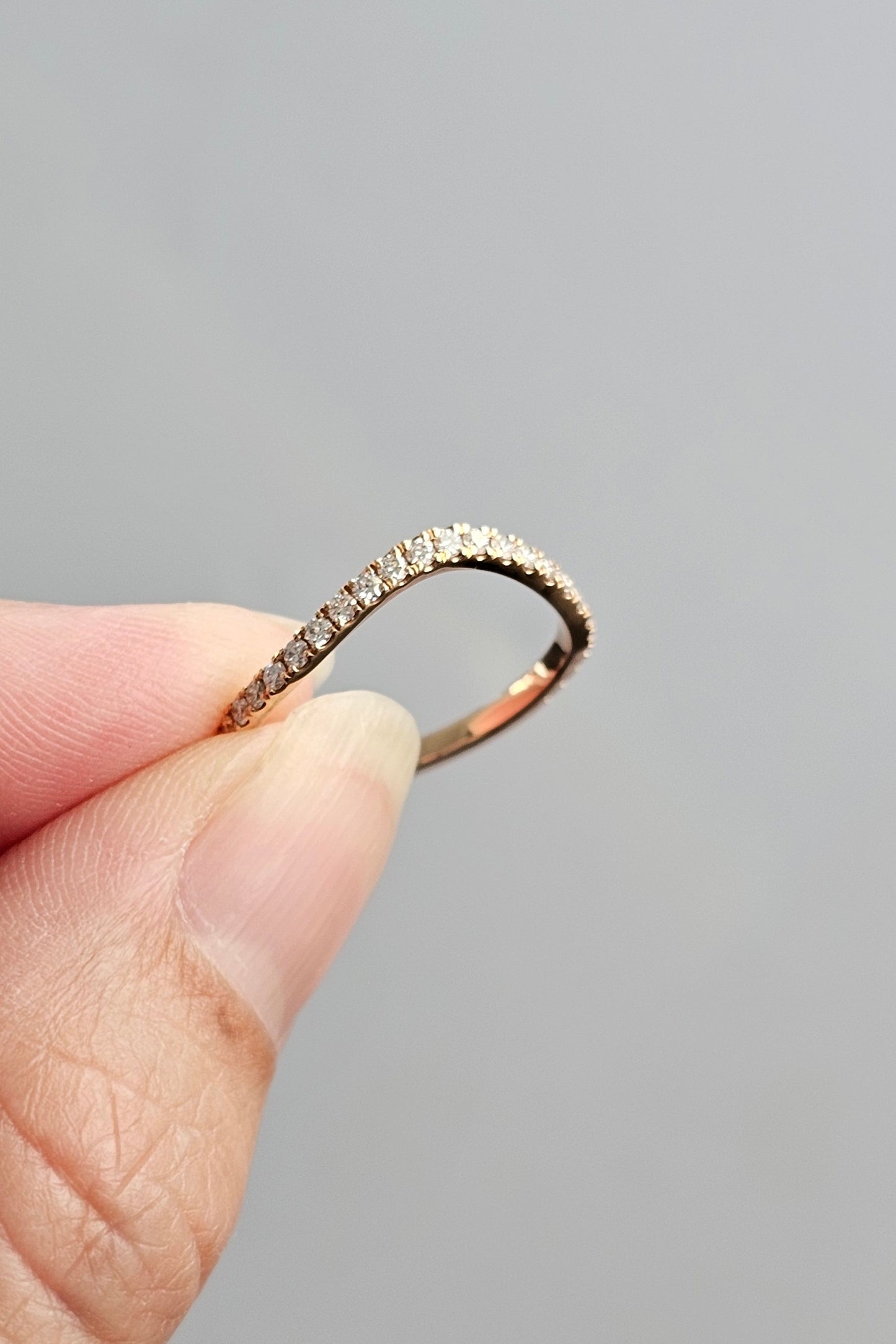 high-curve-diamond-set-band