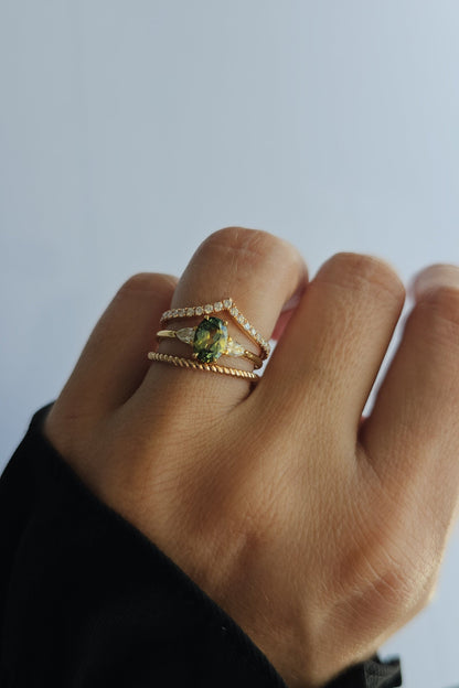 Sapphire and rope stacker 
